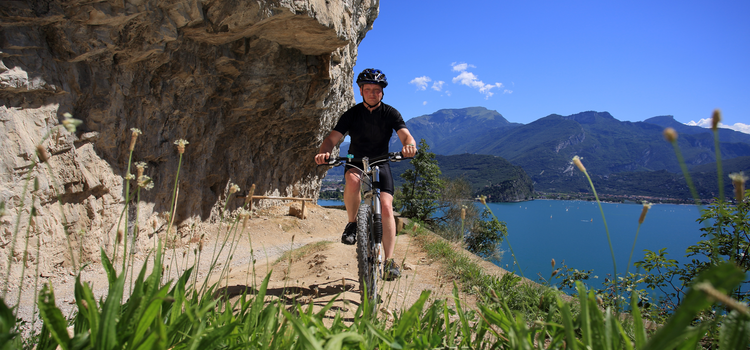 Tremosine Active: 5 experiences to enjoy between the lake and the mountains | M.C.M. GROUP DI MILESI MASSIMO & C SNC